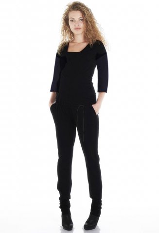 Queen Mum nursing jumpsuit, black